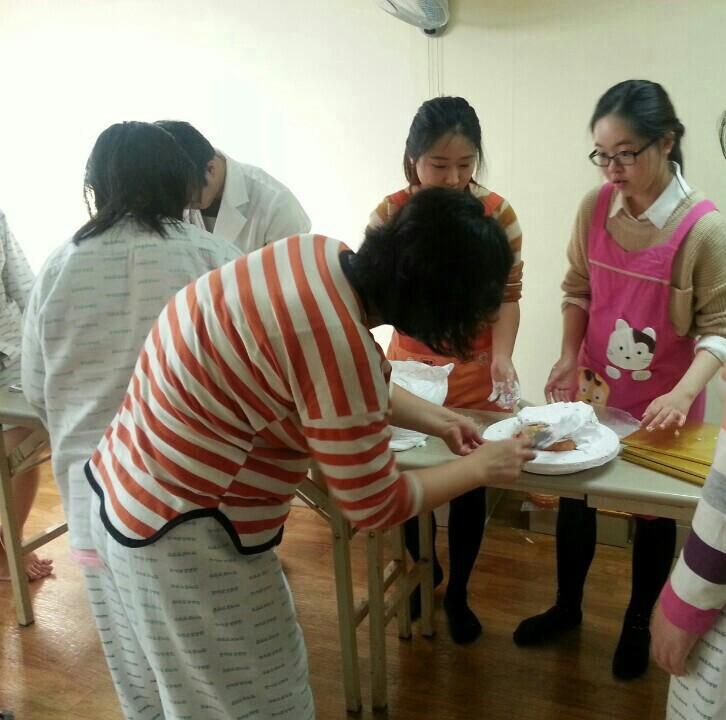 크리스마스 행사(케익 만들기)
