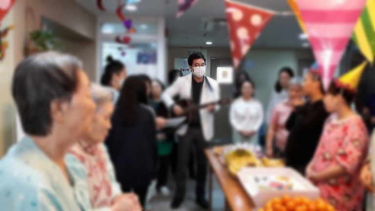 2월 생일을 맞이한 환자분들 축하드립니다.